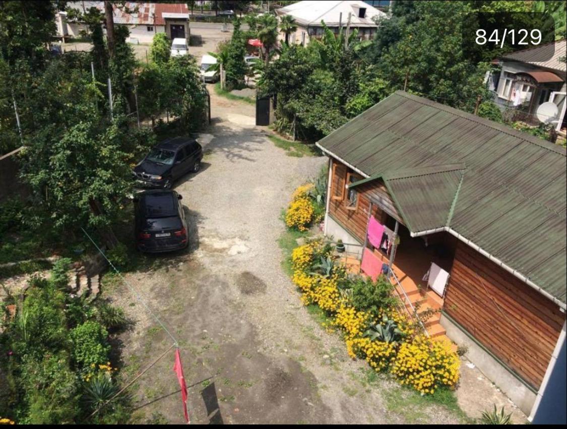 Wooden Cottage Makhinjauri Exterior photo