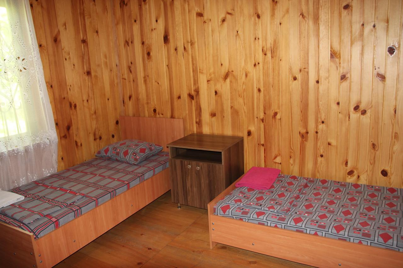 Wooden Cottage Makhinjauri Exterior photo