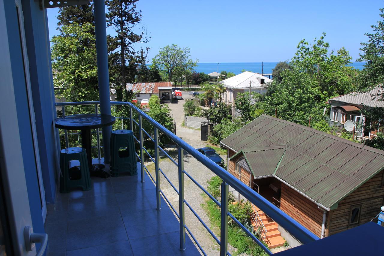 Wooden Cottage Makhinjauri Exterior photo